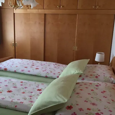 Biobergbauernhof Bergzeit In Apartment *